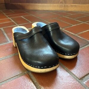 Swedish hasbeens 60s inspired design size 8!